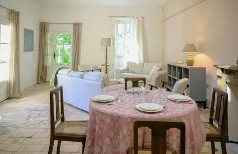 Artist's Villa With Pool Near Aix-En-Provence - Foto 23