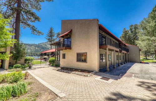 Modern Studio Deluxe #231 at Donner Lake Village - Foto 9