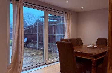 Spacious 3 Bed House In Horley With Long Driveway - Foto 3