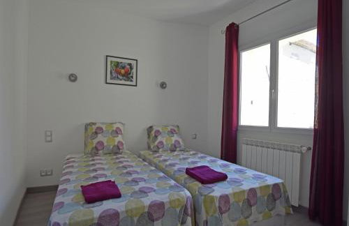 Peaceful Poolside Escape - Foto 16