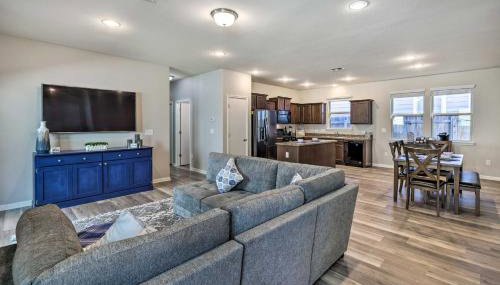 Family Home with Fenced Yard in Austin Suburbs! - Foto 1