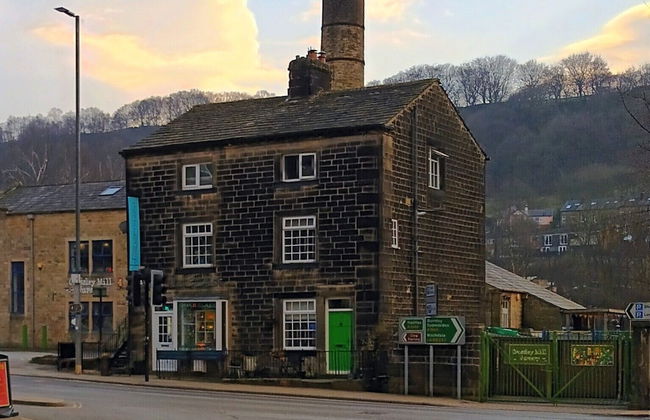 Hebden Bridge - House - Sleeps 8 - Pet Friendly - Foto 24