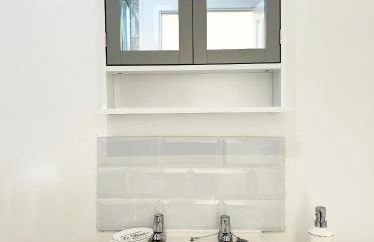 Number Three The Old Drill Hall - Photo 10