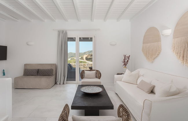 Aphea Retreat Villa - Photo 7