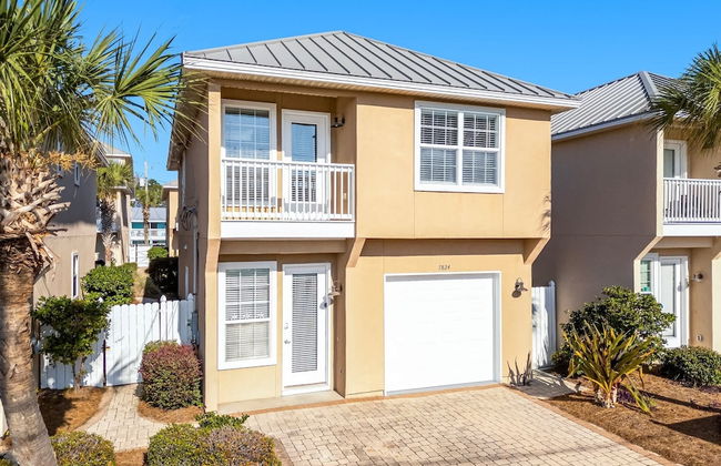 Palm Breeze Retreat Sleeps 10! - Foto 1