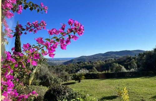 Villa Grasse vue mer exceptionnelle 8P piscine intérieure - Foto 6