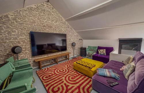 Charmante maison de ville avec vue sur le donjon avec wifi et jardin - Foto 5