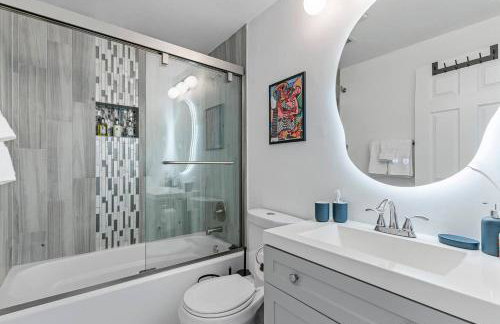 Abstract Haven | Stylish 1BR by Tower Grove - Photo 23