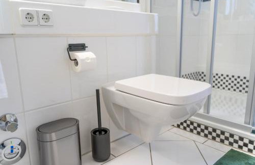 RR - Cozy Apartment - Parking - Kitchen - WIFI - Foto 13