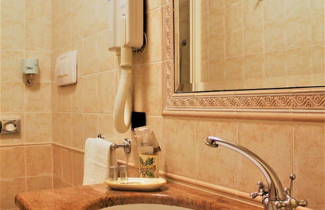 Faro Rosso - Photo 18