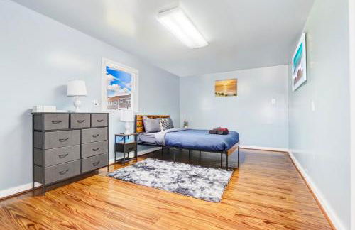 Spacious 7BD Sleeps 12 Near Boardwalk & Parking - Foto 15