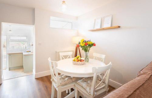 *Brand New* Olive Grove Cottage - Foto 14