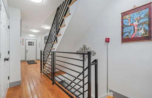Stylish 3BR Home Near NYC in Perfect Location - Foto 40