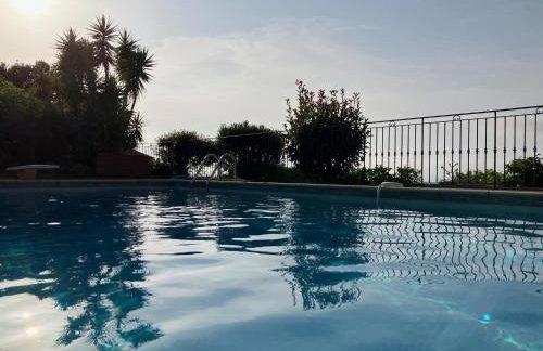 Villa A Scopa à Lumio en Corse avec piscine chauffée, vue mer panoramique, climatisation, jardin arboré de 3000m2, 10 pers, 5 Chb, 4 Sdb - Foto 6