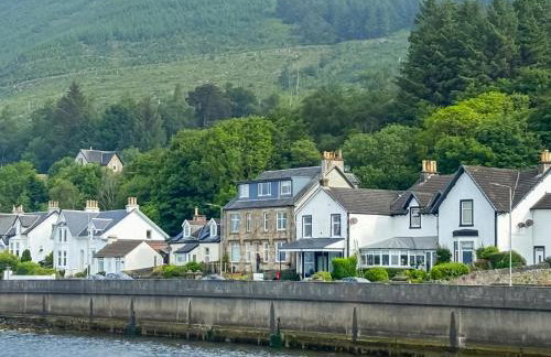 Holy Loch View - Photo 15