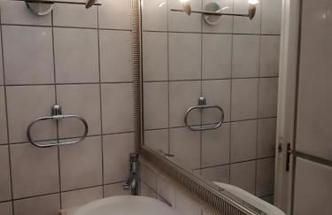 3-Zi Atelierdachwohnung mit Bergblick Seenähe und 2 Loggia - Foto 67