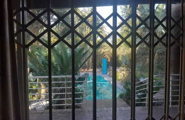 Fully Furnished Self Catering Home Away From Home - Foto 11