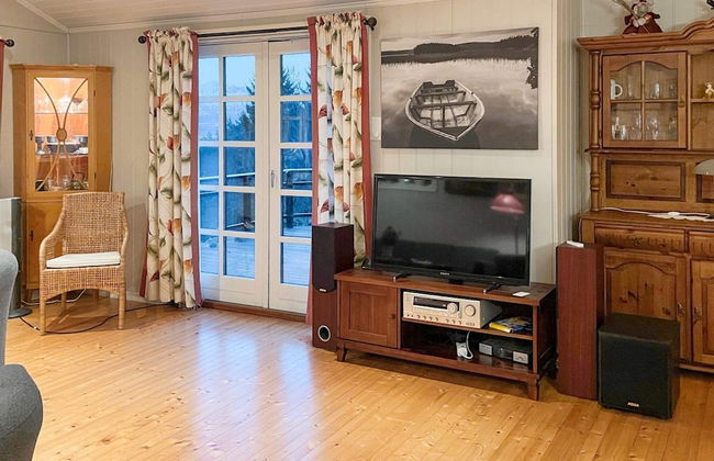 5 Person Holiday Home in Averoy - Foto 3