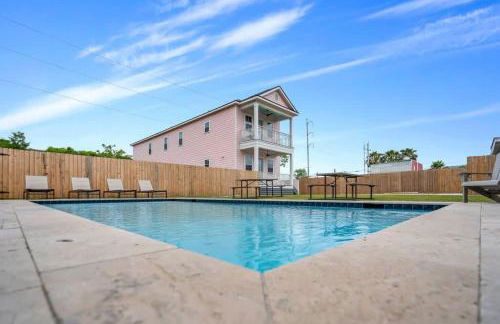 Elegant 4bd with Pool and Off Street Parking - Foto 25