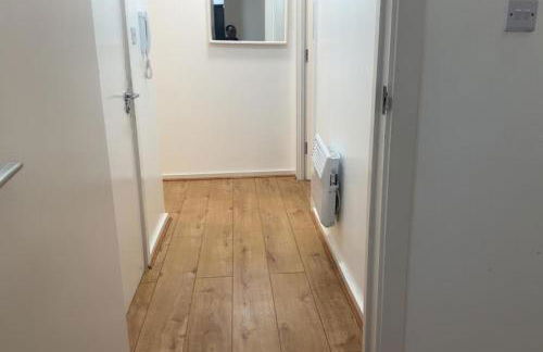 London 1 Bed Apartment close to Barking Station - Foto 7