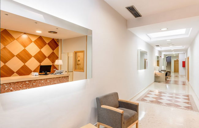 Apartahotel Exe Campus San Mamés - Photo 3