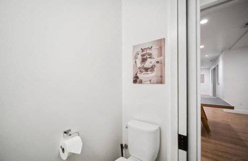 Luxe Family Retreat with Private Pickleball a Large Swim Spa indoor Movie Theatre 2 Outdoor Firepits a Home Gym and more - Foto 36