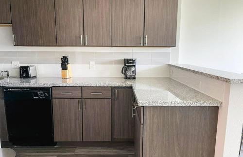 Sleepover Downtown Cincinnati 1BD 1BA Apartments - Photo 30