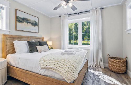 Coho Cottage, Village of Empire MI, Steps from SBD - Foto 15