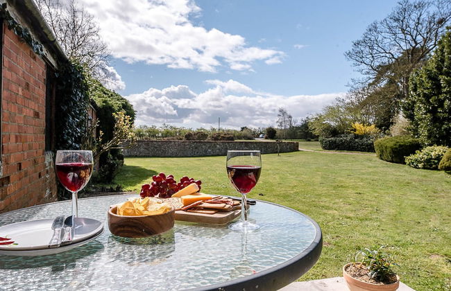 The Hayloft, Valley Farm Barns Snape, - Foto 40