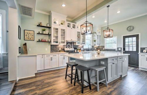 Spacious Abode, Walk to Texas Heroes Square! - Foto 2