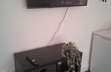 Crown House Studio Apartment - Foto 16