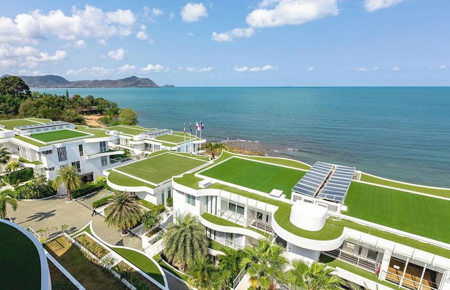 Ocean Beachfront Smart Unit - Foto 1