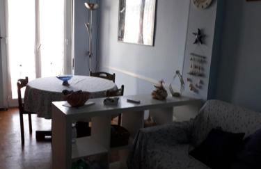 Bilocale in palazzo quinto piano con ascensore - Foto 4