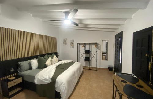 The Courtyard Studio Apartments - Foto 22