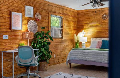 Pets OK! Heated Pool mins to 3 Sisters Spring! - Foto 65