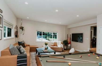 Spacious Cozy and Renovated Mountain Retreat - Foto 20