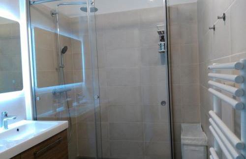 Bel et spacieux appartement de 84 m² avec parking très proche du Métro Garibaldi - Foto 29