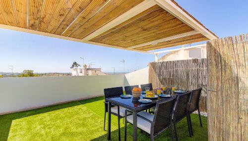 Amazing Home with Balcony & Barbecue - Foto 3, Garden