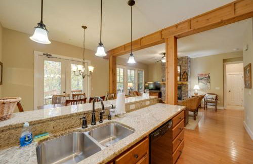 Condo with Pool and Beach Access in Bear Lake Reserve! - Foto 14