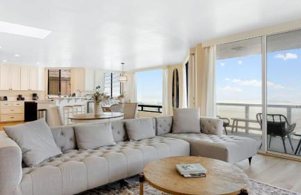 Beachfront Home w Ocean Views • Right on Mission Beach Belmont by AvantStay - Foto 34