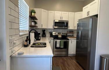 Emerald Escape-Family Friendly Duplex-Long Stays Welcome - Foto 5