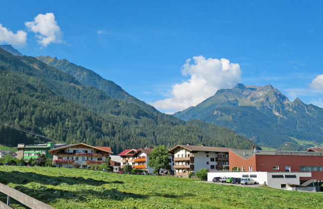 2 bedroom Apartment in Mayrhofen with garden - Photo 22