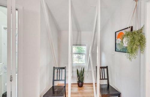 Epic Brunswick Apartment with Deck! - Foto 6