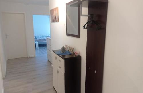 Work and Stay Sundern-Allendorf Modernisierte Unterkunft mit 5 Betten plus Schlafcouch mit Balkon - Foto 28
