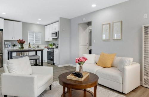 Leyla Pool Spa Min to Downtown Freeways Beaches - Foto 17