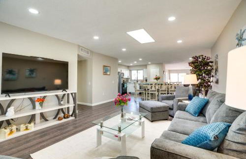 Golfers Oasis! 55 and Sun City West Retreat with Pool - Foto 2