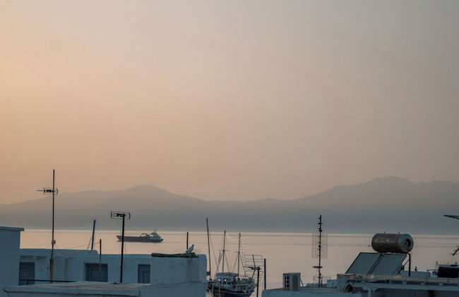 aniko suites White Alley - Photo 51