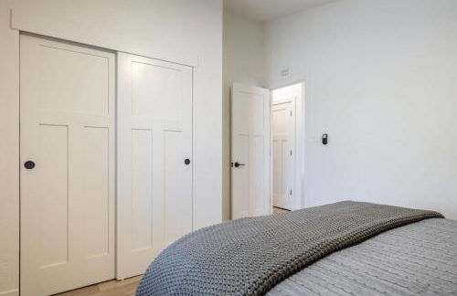 Bus Stop Saloon - Cave Creek with Spa - Photo 55