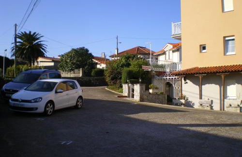 BAÑUGUES TURISMO S.L. - Foto 3