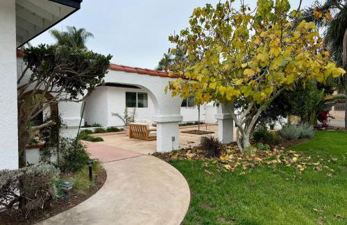 Bella Vista Spacious 5-bed home with stunning mountain views and pool - Foto 1